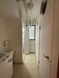 Prive (D19), Condominium #585645911